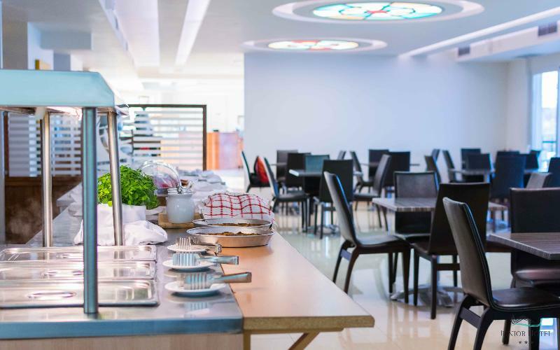 Junior Hotel 伊利亚 外观 照片